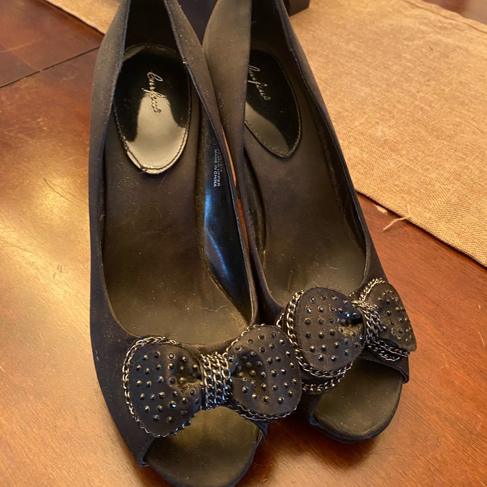 Curfew Chloe heels